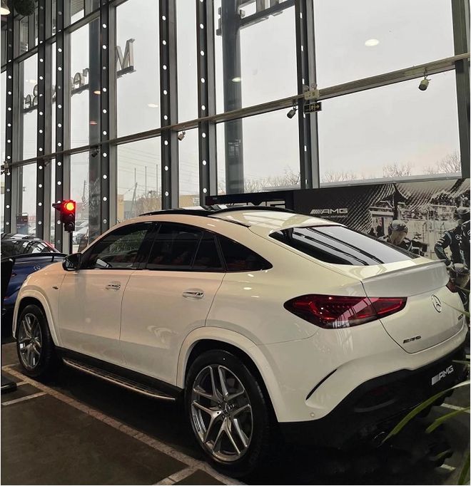 車展上推出了2020款奔馳-amg gle53,作為您可以買到的最強勁的六缸gle