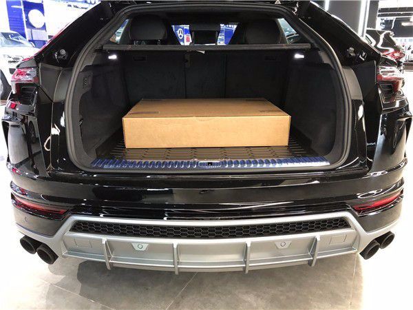 兰博基尼越野urus限时优惠30w速来抢