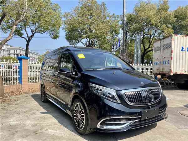奔驰v260l卡莫兹高顶全隔断7座商务车
