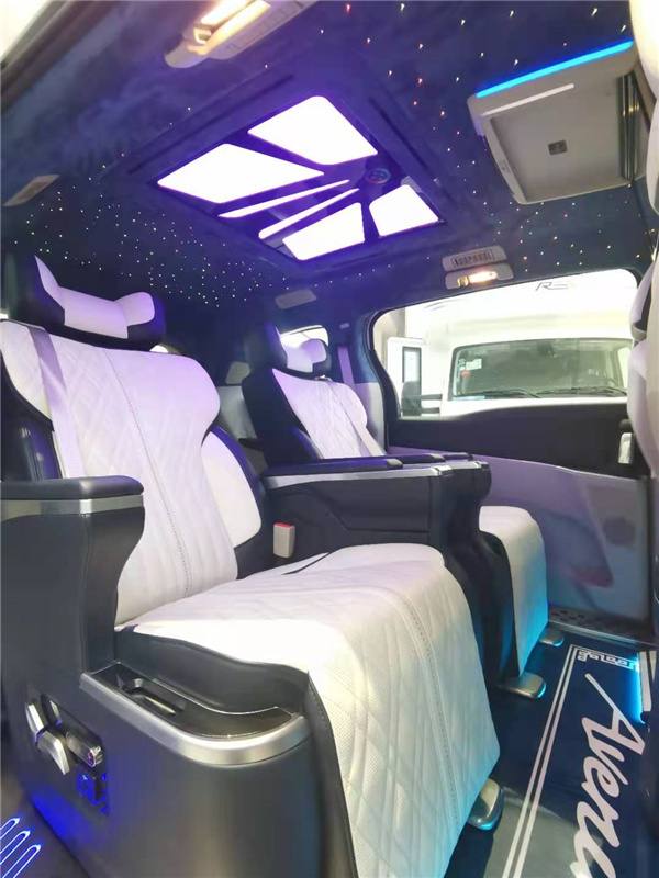 新款别克gl8陆上公务舱豪华定制,最具性价比豪华七座商务车