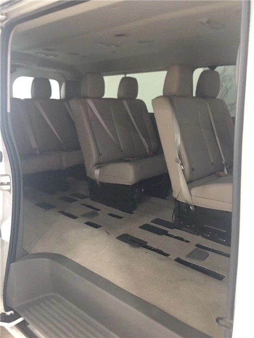 21款国六日产途乐nv350平行进口40