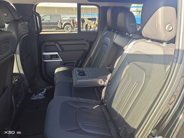 21款国六路虎卫士110国六钜惠60余万裸