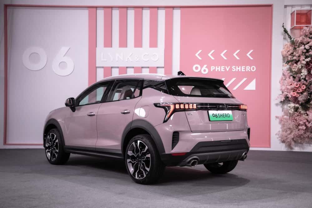 女神限定 领克06 phev shero粉色特别版上市 售价为16.88万元