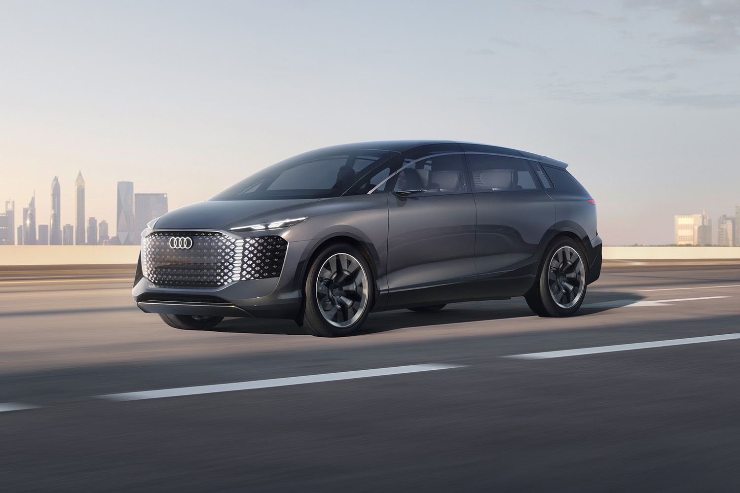 奥迪urbansphere概念车全球首秀面向未来高端城市出行