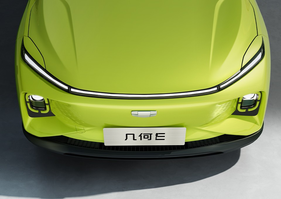 以"彩"为设计原点,通过植彩自然,矿彩风物,轻彩妙