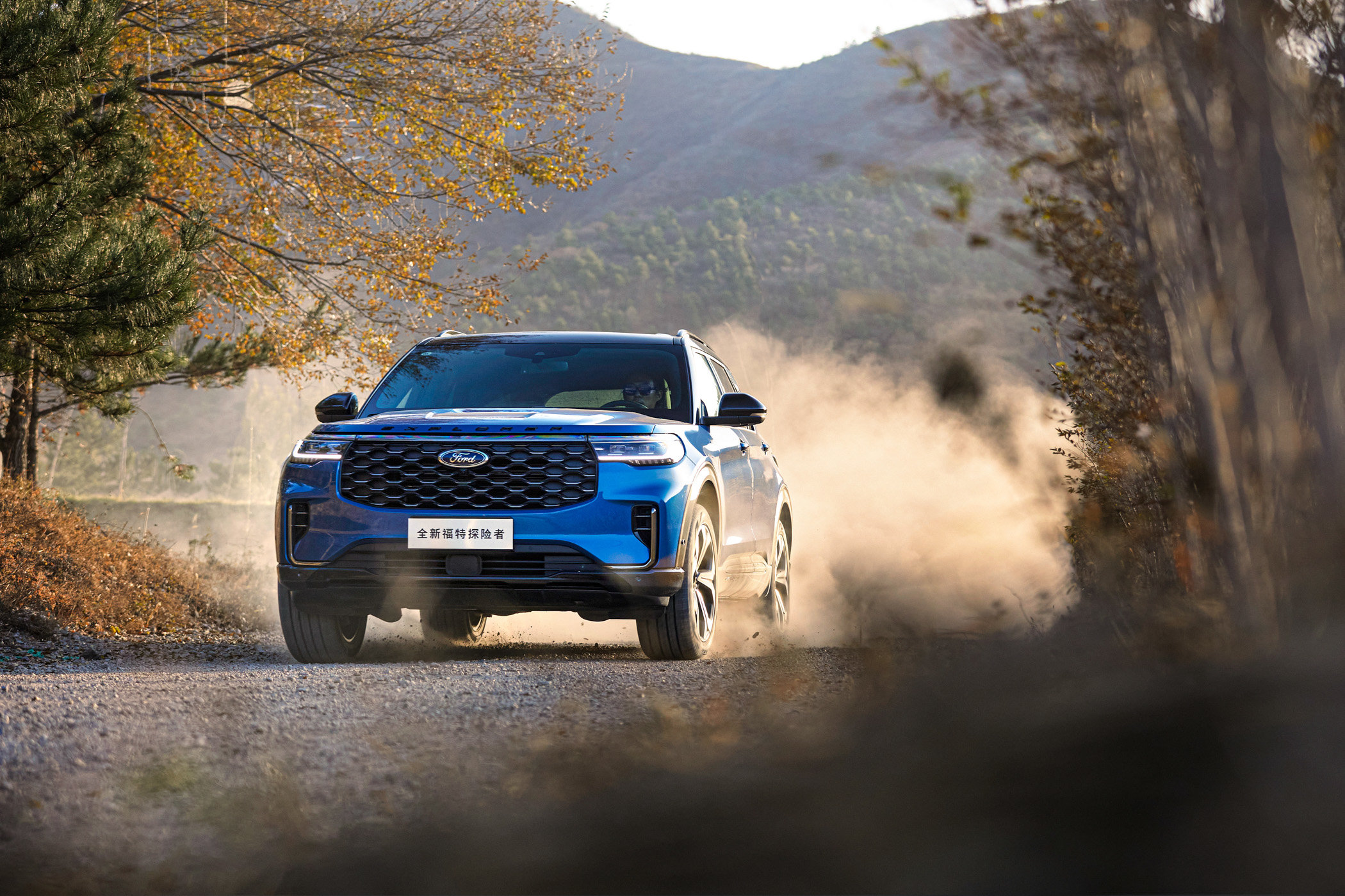 新款福特探险者,与时俱进更接地气了!-车讯网