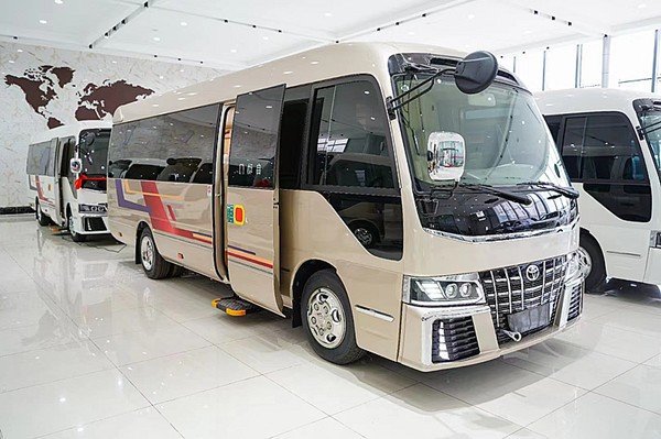 丰田考斯特9座房车最新报价及参数配置