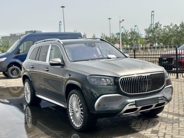 23款奔驰迈巴赫gls600比4s店便宜40万