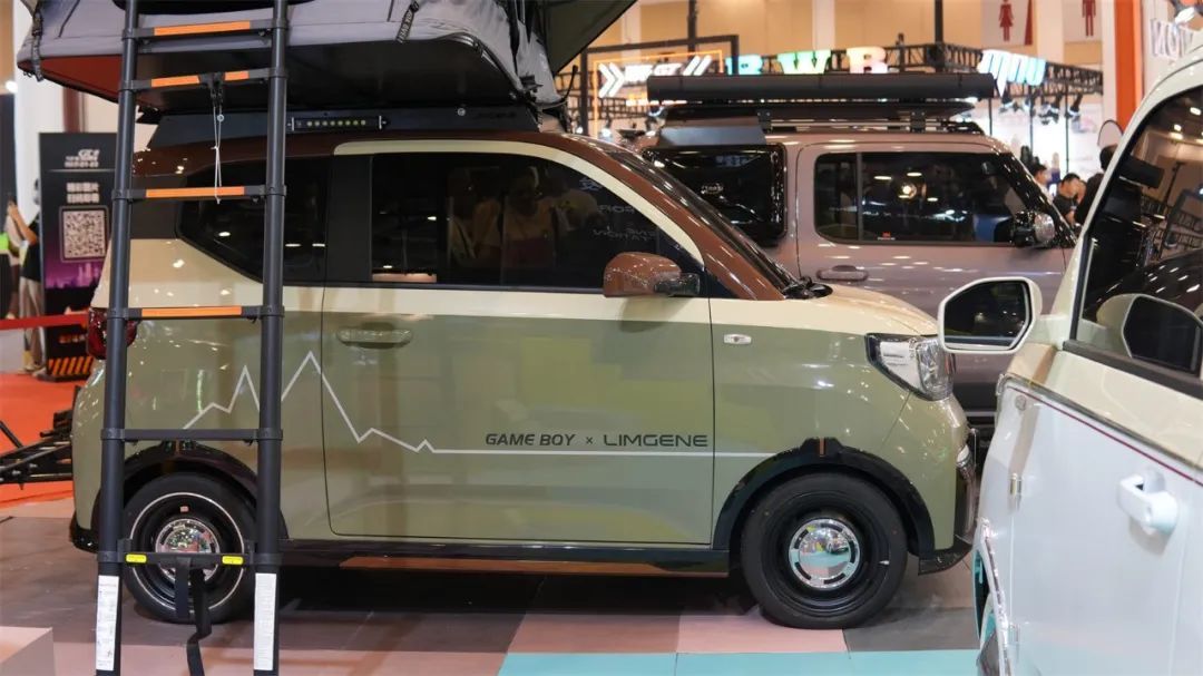 上汽通用五菱x凌际gameboy特别版车型gtshow全球首发
