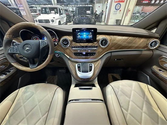 奔驰进口商务车v250改装价格现车图片