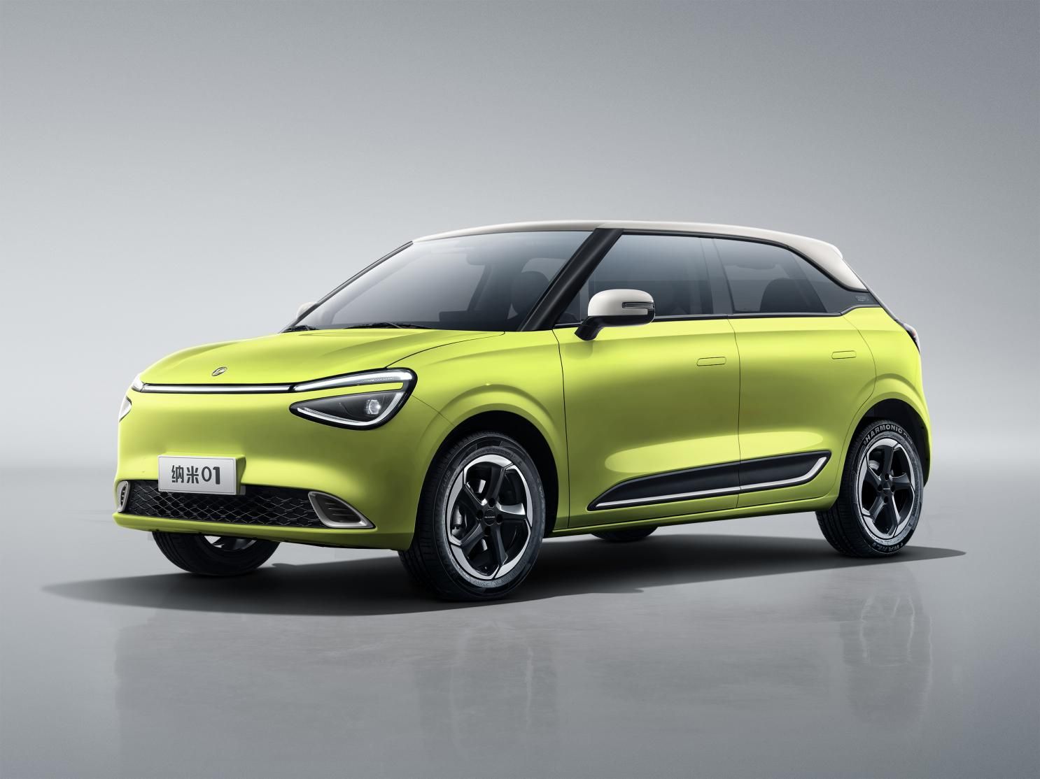 8万级价格20万级体验纳米01成为最适合年轻人的出行搭子