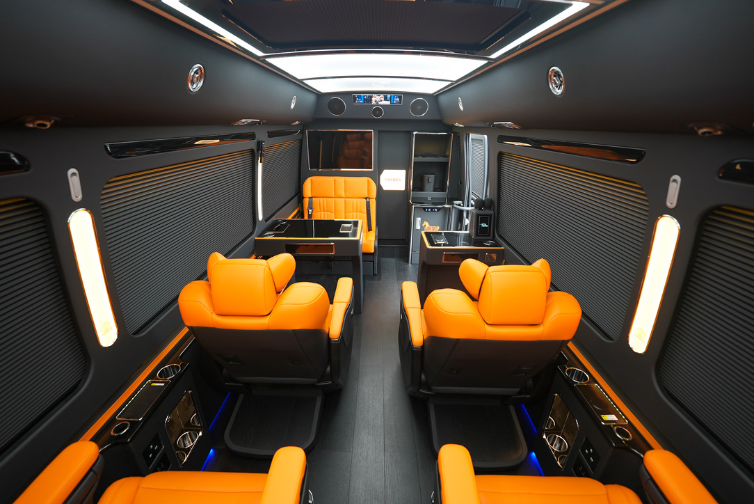 张家界丰田考斯特4s店67891013座现车价