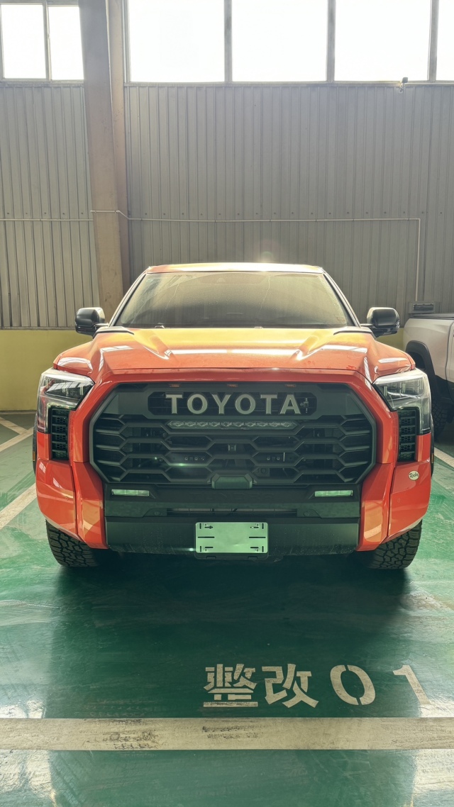 23款丰田坦途35ttrdpro顶配70万起售