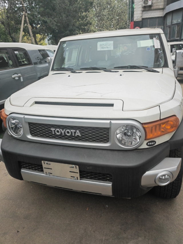 23款丰田酷路泽fj 4.0顶配42万起-车讯网