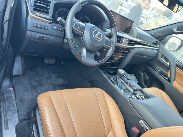 西安雷克萨斯lx570中东版顶配仅售17x