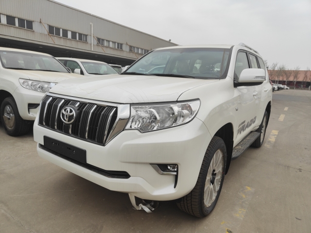 西安丰田霸道4000真皮版高配txl仅售63万