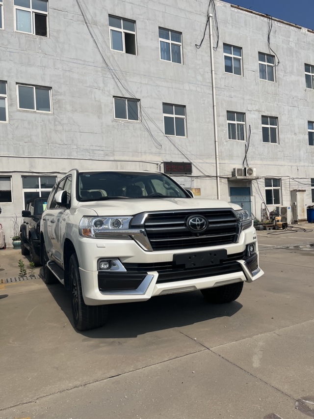 西安丰田酷路泽5700v8最后几台130起售